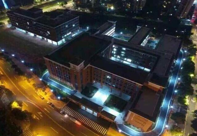 天河外國語學(xué)校教室空調(diào)集控正式上線